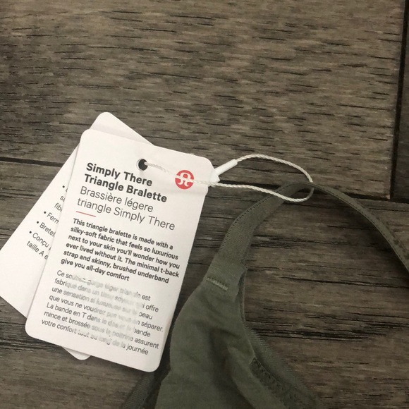 Lululemon Simply There Triangle woman’s Bralette - Picture 4 of 9